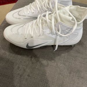 Nike cleats REACT-Lacrosse size 9 new, never worn